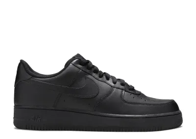Nike Air Force "Triple Black"
