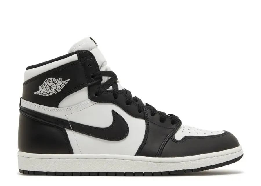 Jordan Retro 1 High "Black White"